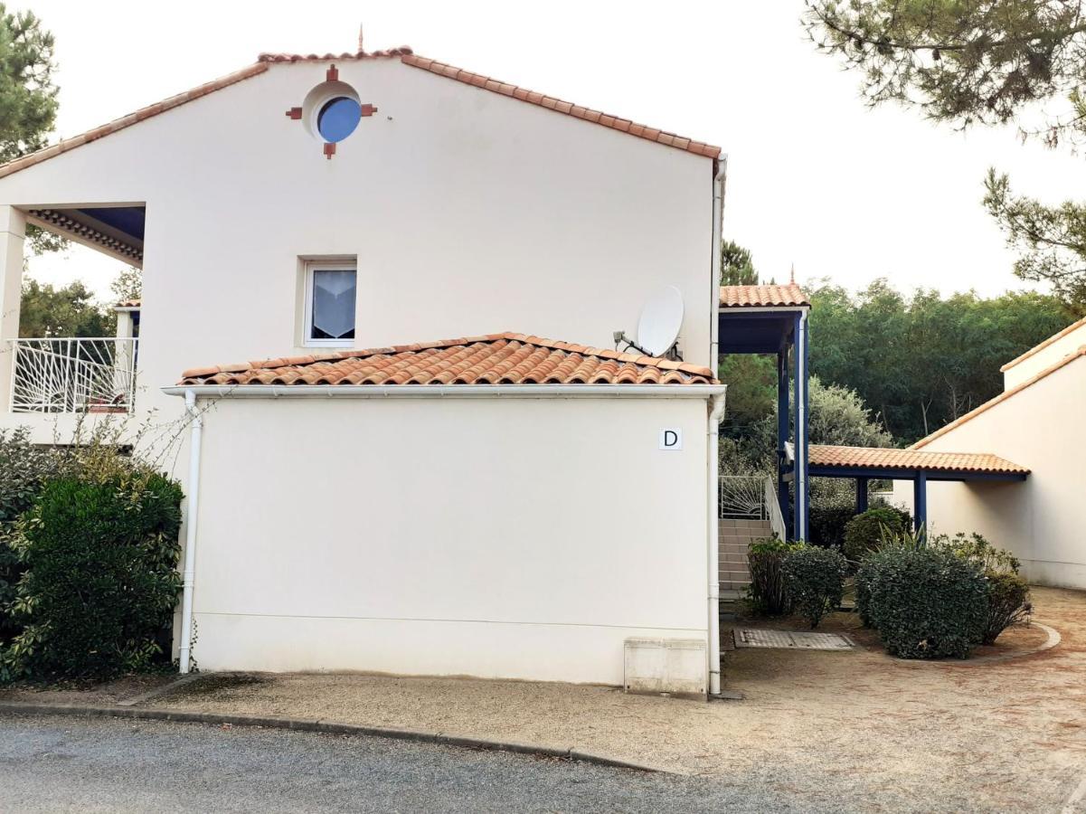 Les Sens Du Veillon Apartment *